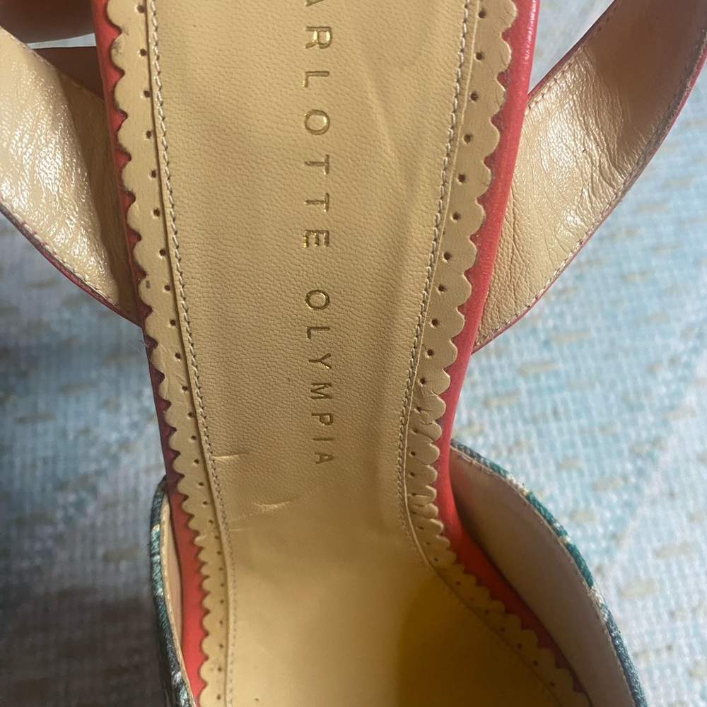 Charlotte Olympia Serena Banana Leaf Sandal Herls - Picture 14 of 16